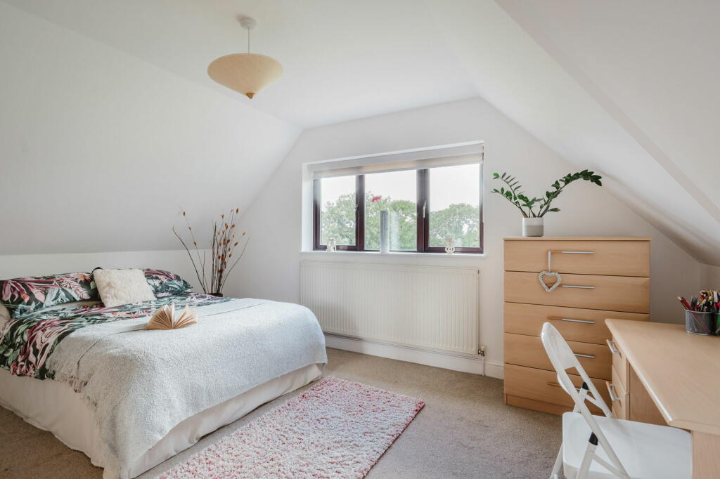 Additional image 15 of Wrotham Road, Meopham, Gravesend, DA13 0QG