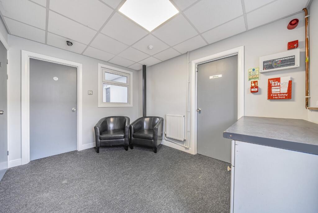 Additional image 17 of Oyo Business Units, Crabtree Manorway North, Belvedere, Kent, DA17