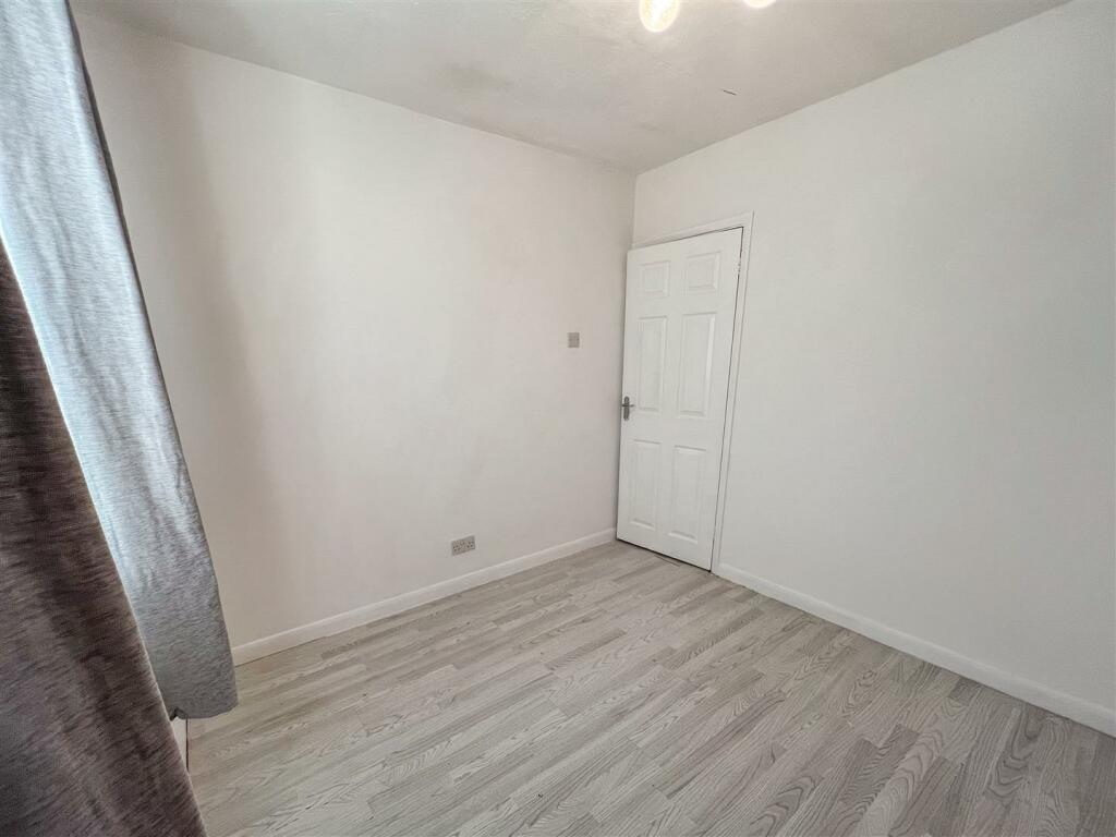 Additional image 4 of Gwillim Close, Sidcup