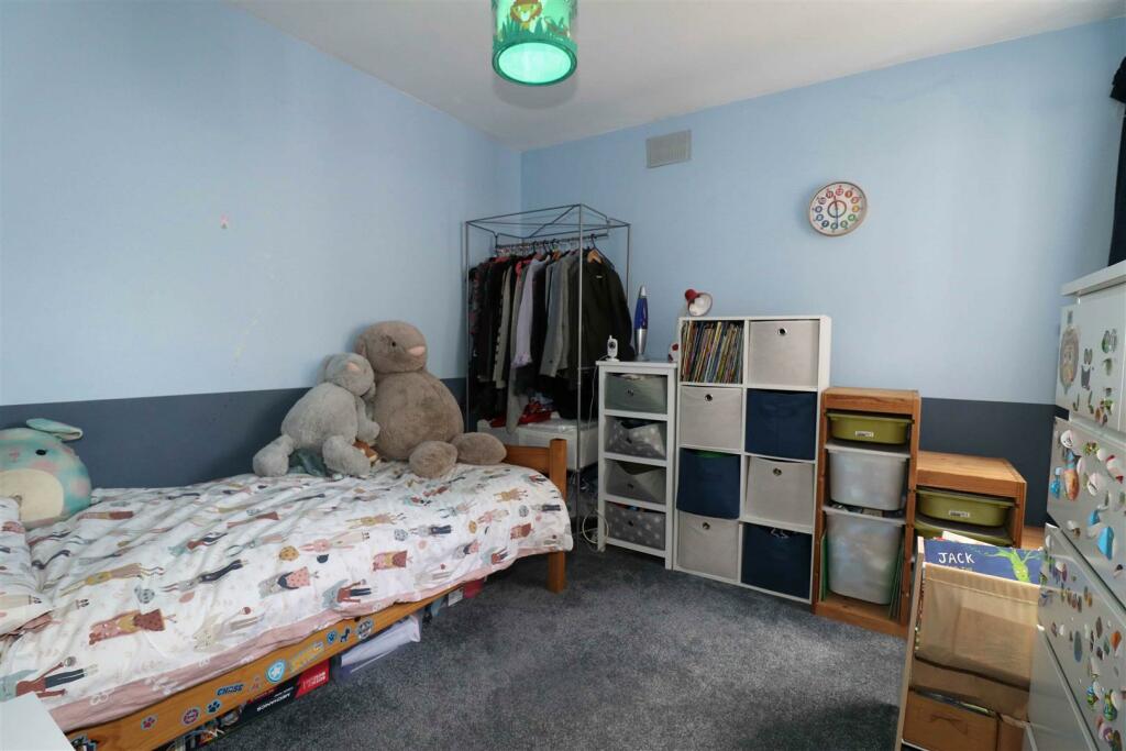 Additional image 8 of Edmondes Close, Warwick