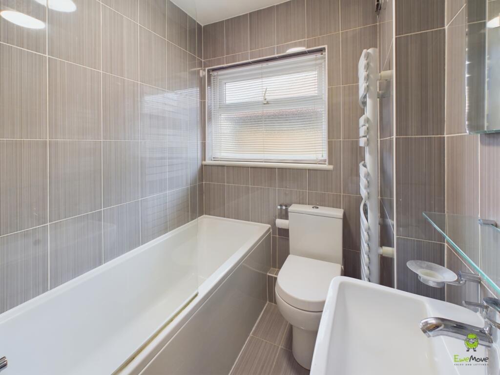 Additional image 5 of Eversley Avenue, BEXLEYHEATH, DA7