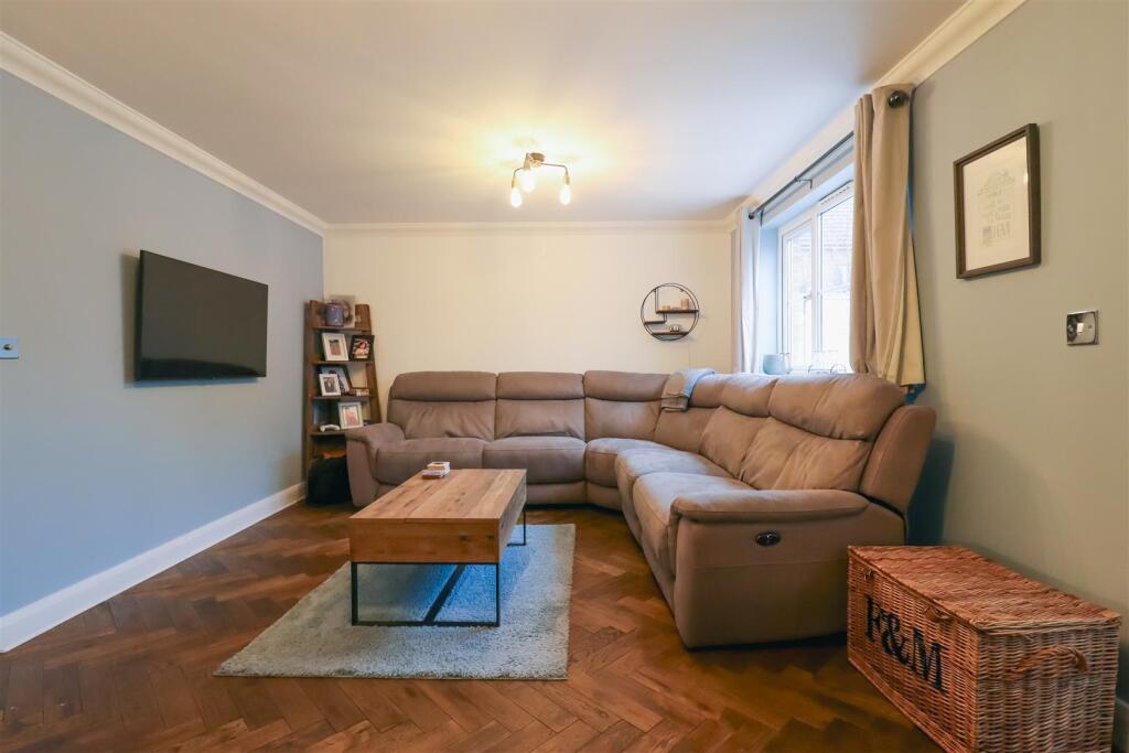 Additional image 16 of Galanos, Long Itchington, Southam