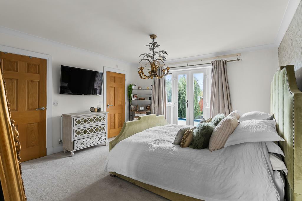 Additional image 36 of Hampstead Drive, Wychwood Park, Weston