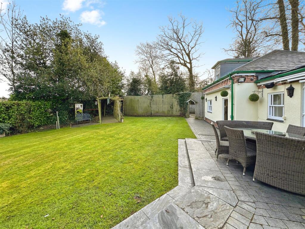 Additional image 30 of Westhill Road, Blackdown, Leamington Spa