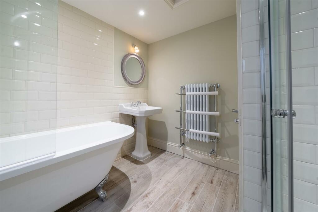 Additional image 15 of Buxton Road, Bakewell, DE45 1BZ