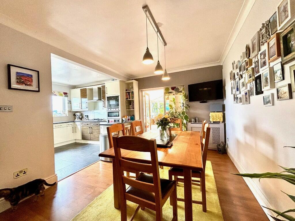 Additional image 8 of Lea Shaw, DE4