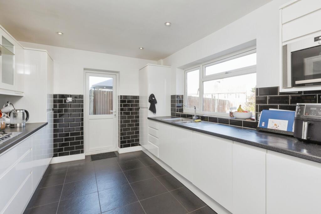 Additional image 7 of Wrotham Road, Meopham, Gravesend, Kent, DA13