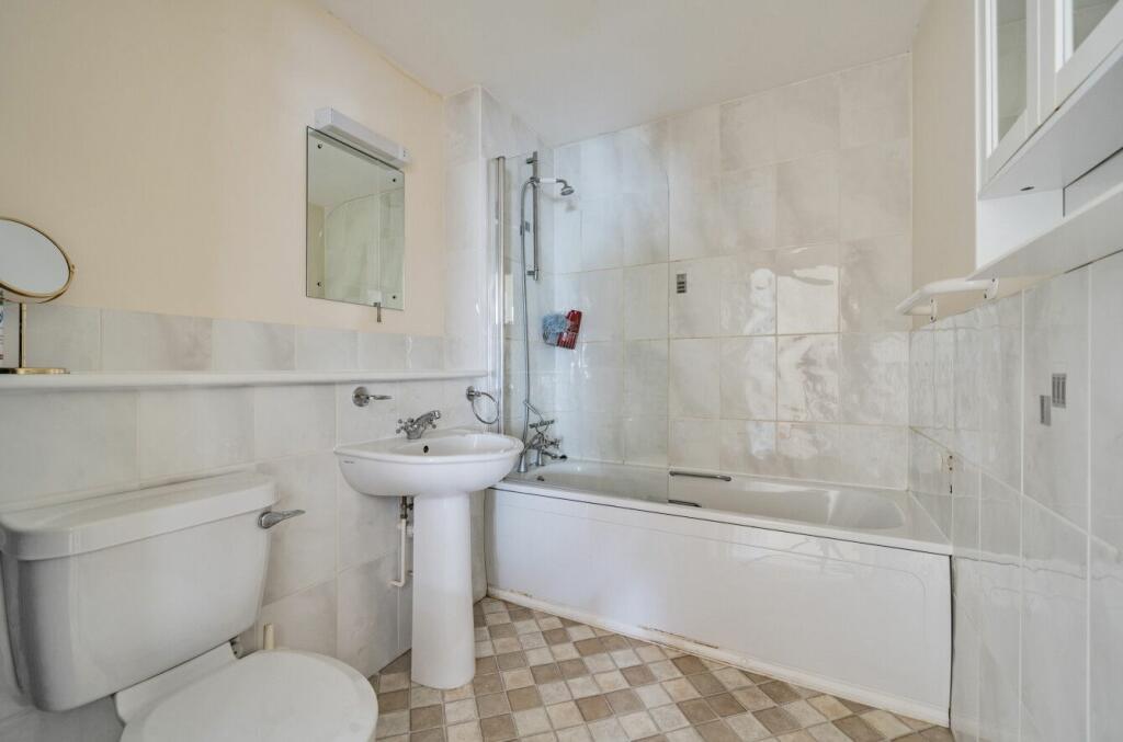 Additional image 7 of Streeton House, Lime Tree Village, Cawston, Rugby, Warwickshire CV22 7SB
