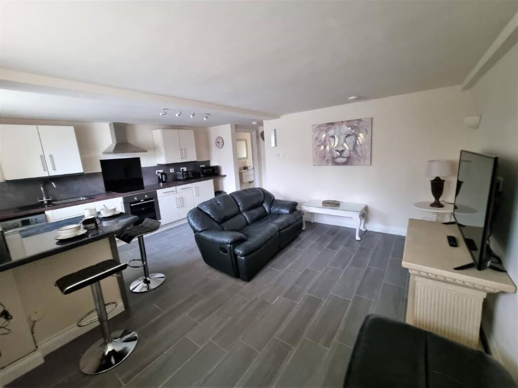 Additional image 24 of Orchard Nursery, Welford Road, Long Marston, Stratford-upon-Avon, Warwickshire, CV37 8RH