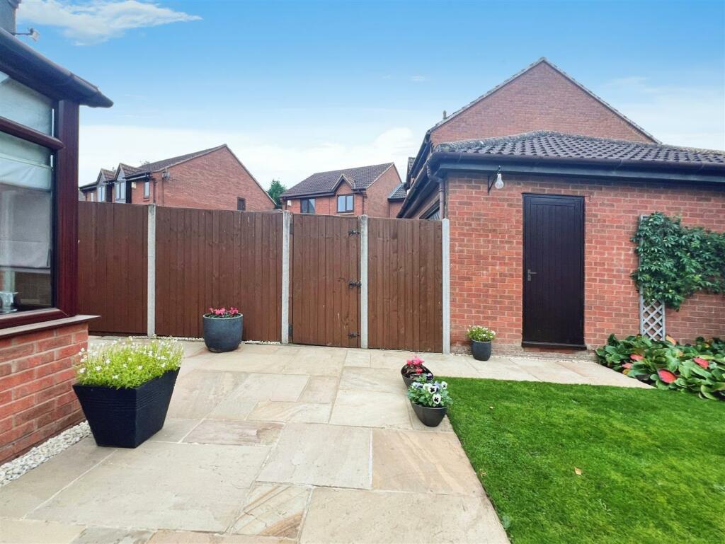 Additional image 16 of Willow Sheets Meadow, Cubbington, Leamington Spa