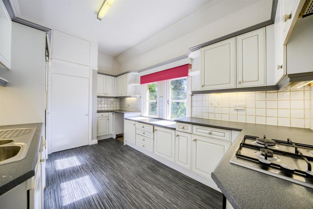 Additional image 19 of Warwick Road, Stratford-Upon-Avon