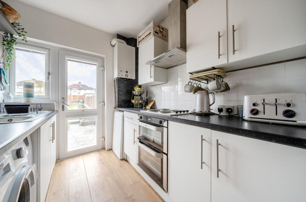 Additional image 4 of Keith Avenue, Sutton At Hone, Dartford, Kent, DA4