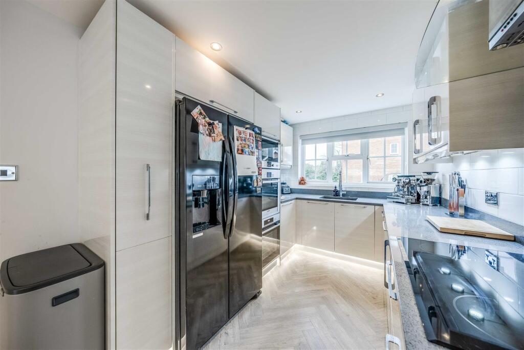 Additional image 8 of Alfriston Close, Braeburn Park, Dartford, Kent