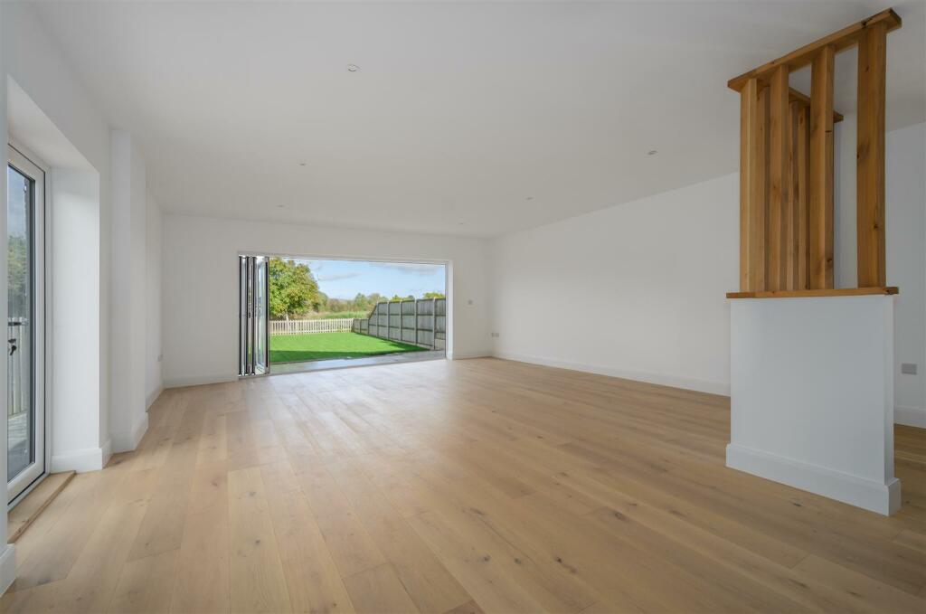 Additional image 8 of The Dairy, Mill House Court, Stoke Golding.