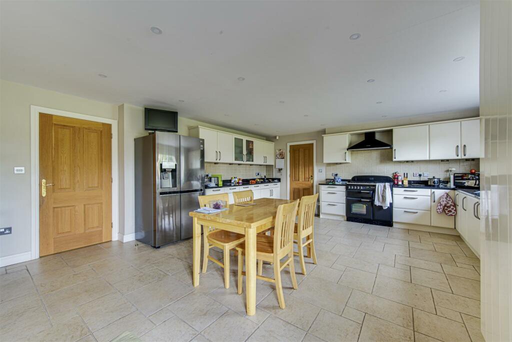 Additional image 21 of Spacious home on the exclusive Blackfirs Lane, Somerford, Congleton