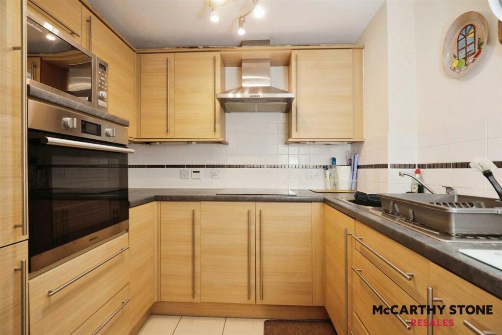 Additional image 8 of Salmon Court, Stratford Road, Wellesbourne, CV35 9SF