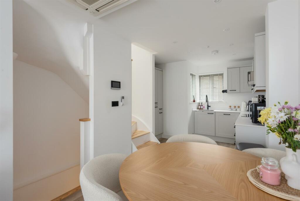 Additional image 6 of Sea Street, Whitstable