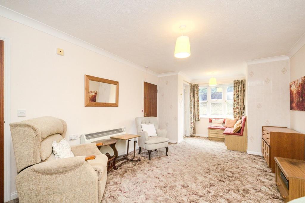 Additional image 3 of 22 Crook Log, Bexleyheath, DA6