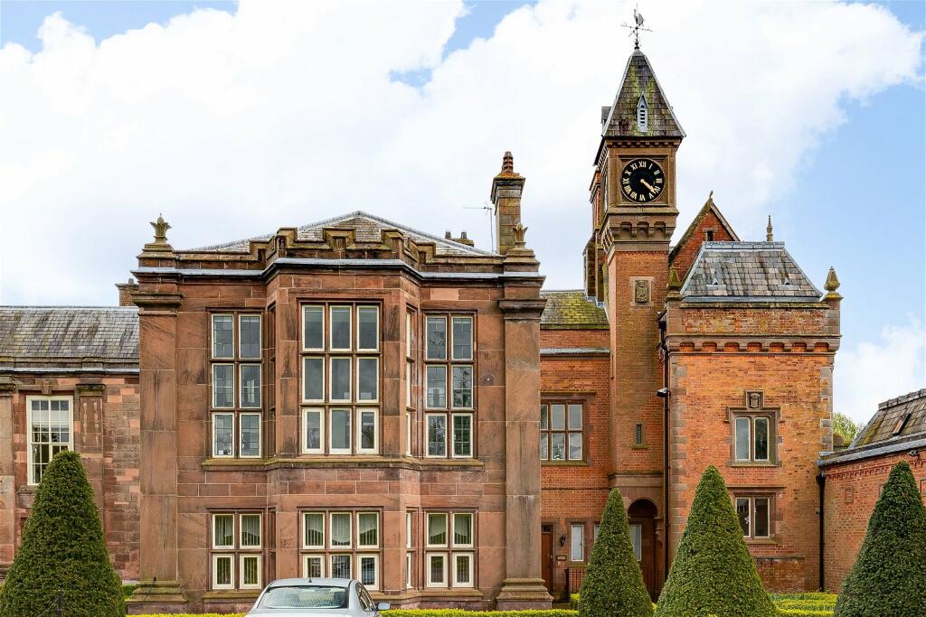 Additional image 25 of Stylish duplex apartment overlooking Vale Royal Abbey golf course