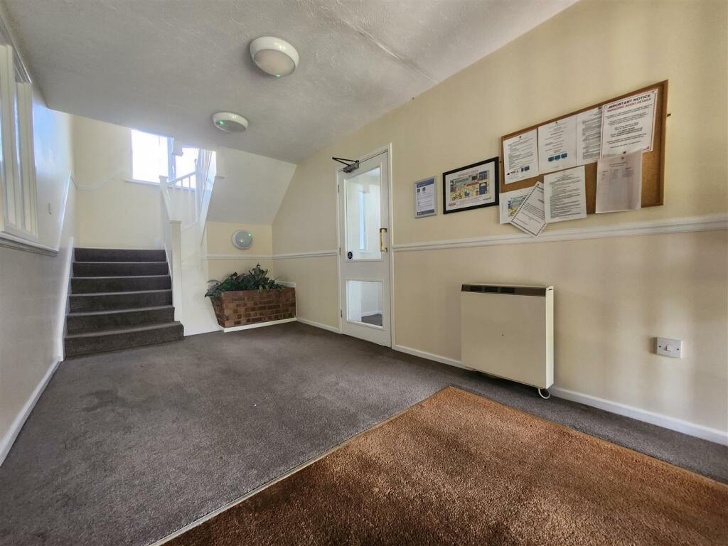 Additional image 6 of Hardwick Crescent, Dartford