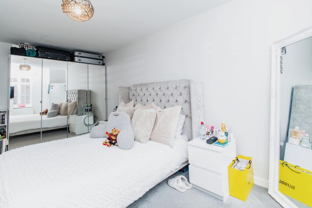 Additional image 8 of Hildefirth Close, Weldon, Ebbsfleet Valley, Swanscombe, DA10