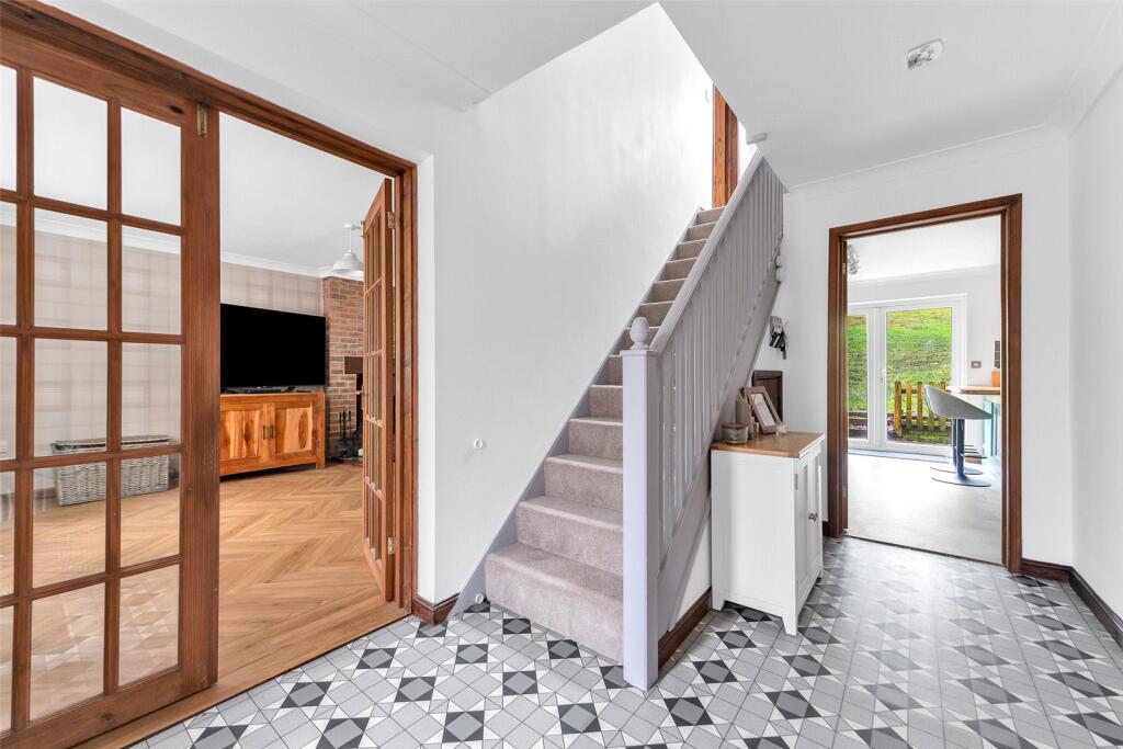 Additional image 10 of Meadow Lane, Meopham, Kent, DA13
