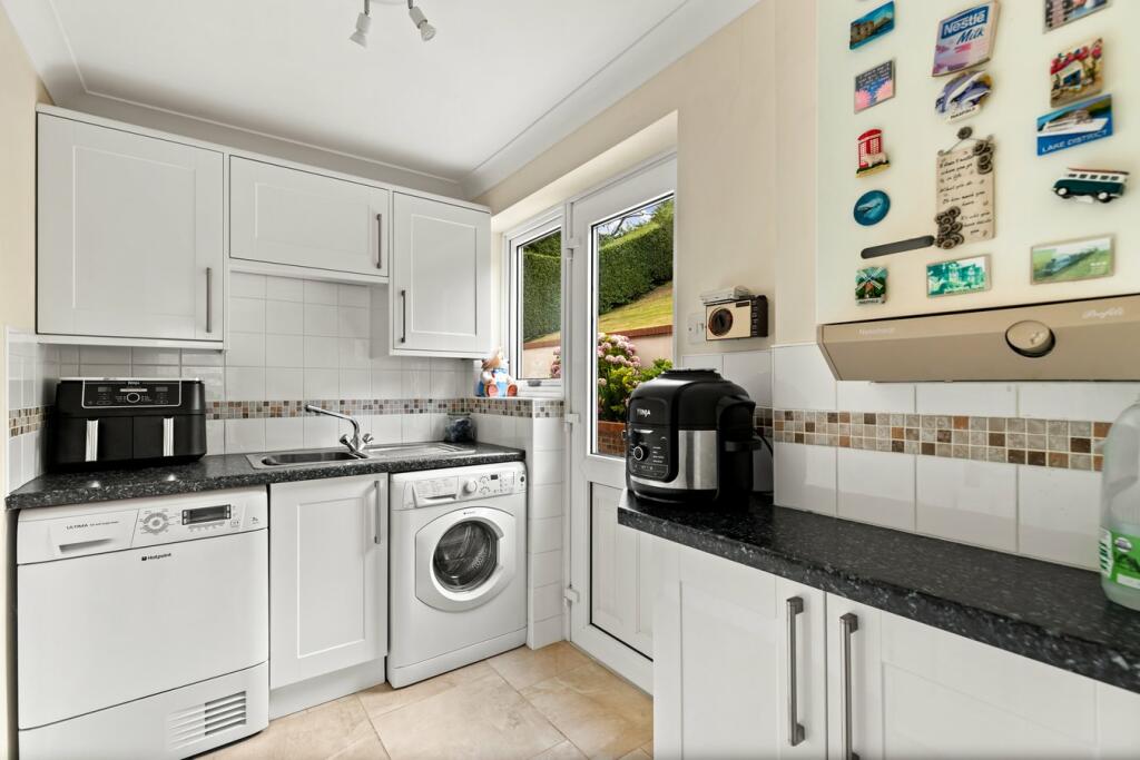 Additional image 12 of Radnor Cliff Crescent, Folkestone, CT20