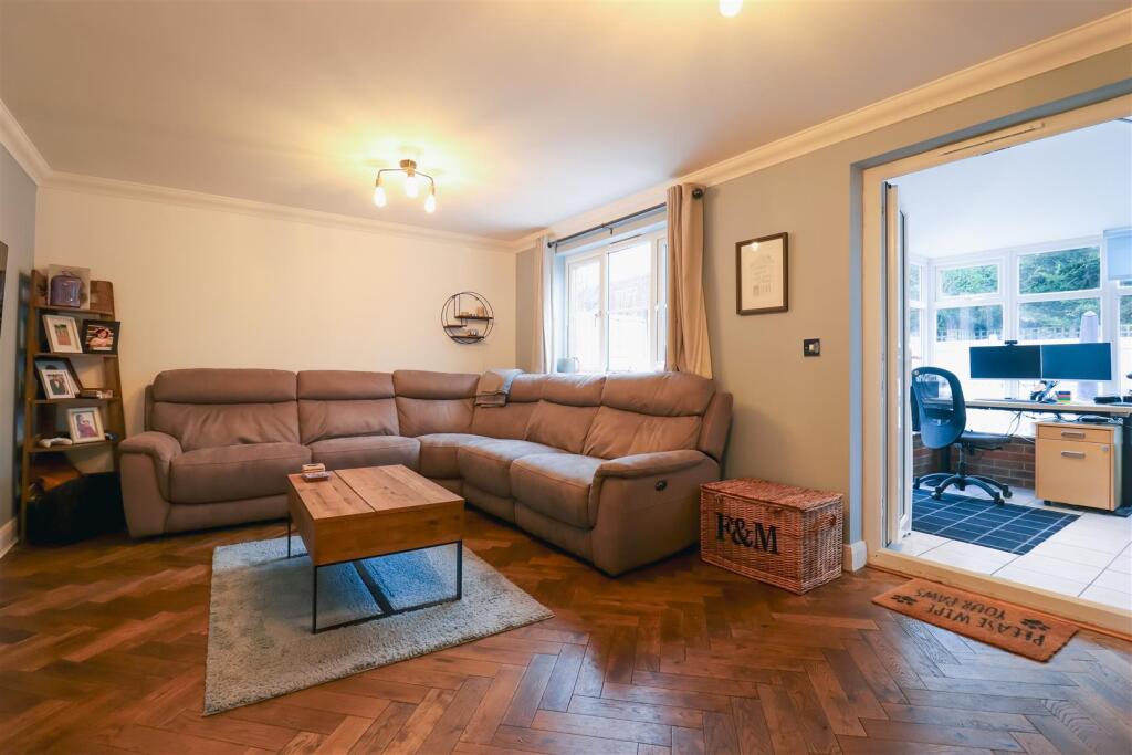 Additional image 18 of Galanos, Long Itchington, Southam