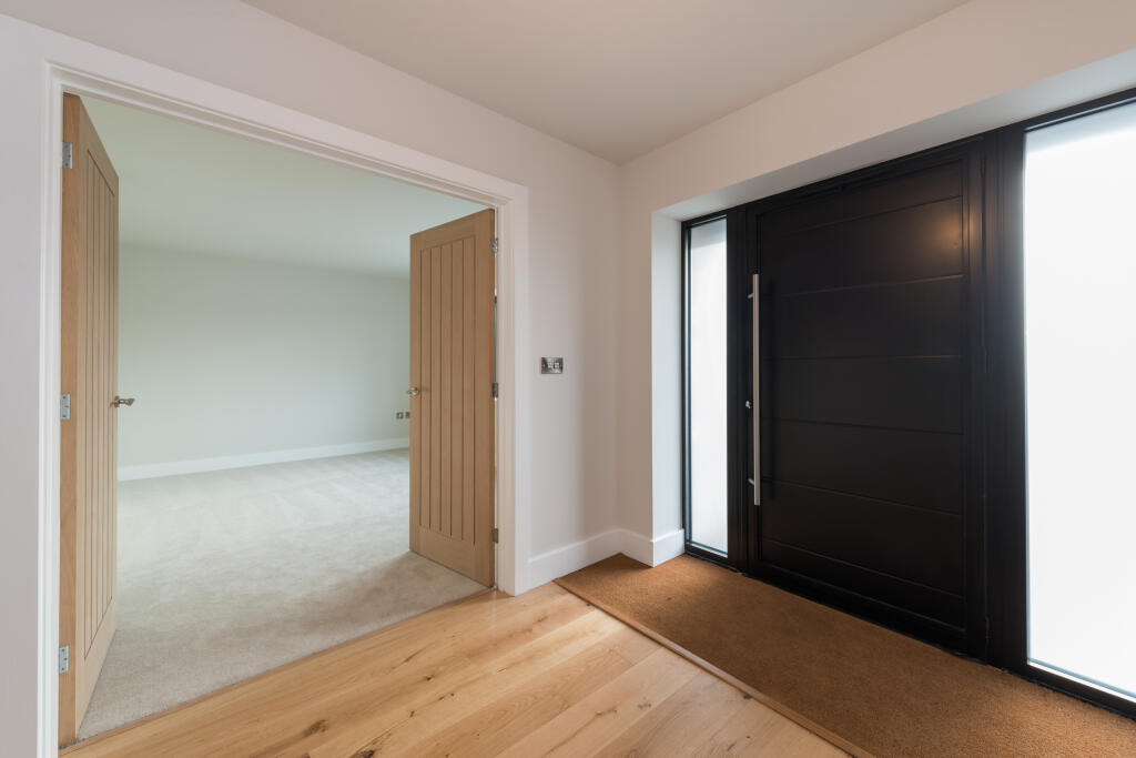 Additional image 7 of Macdonald Parade, Whitstable