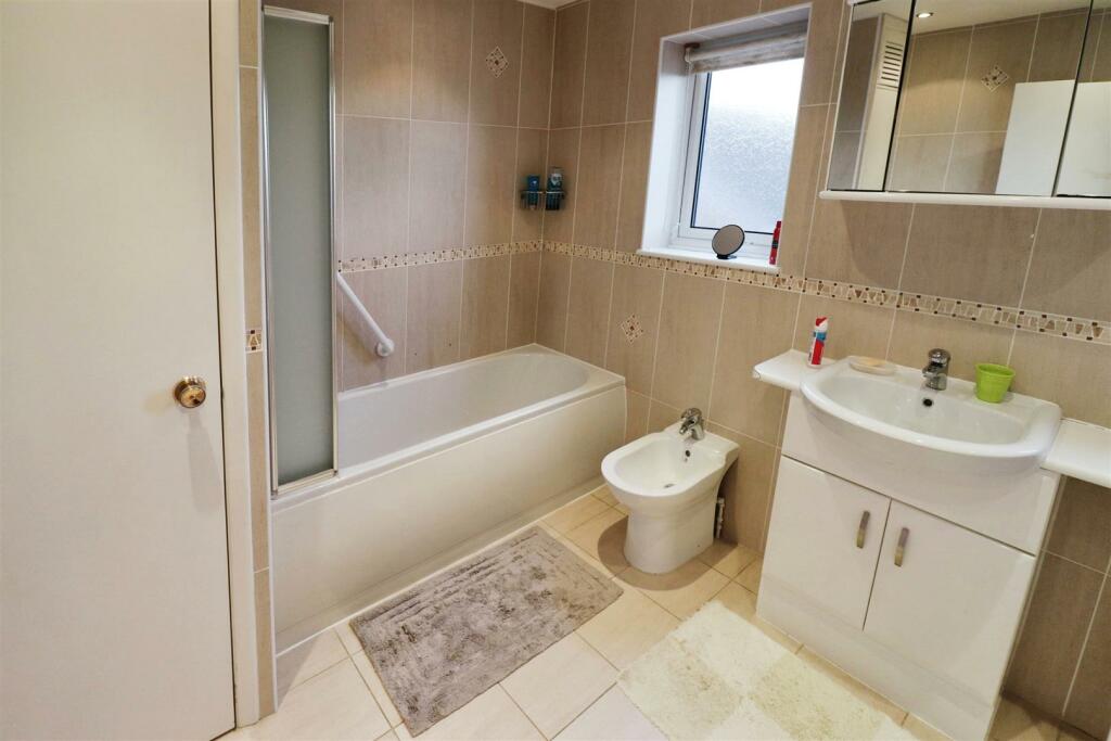 Additional image 25 of Henley Cl, Nuneaton