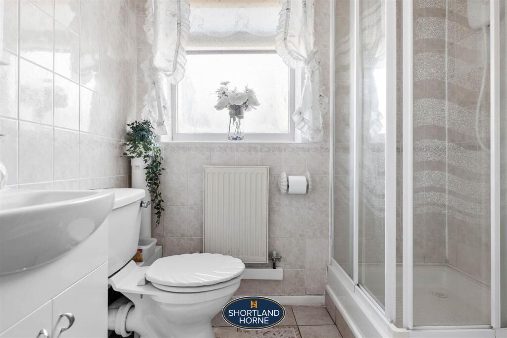 Additional image 8 of Arnold Avenue, Styvechale, Coventry