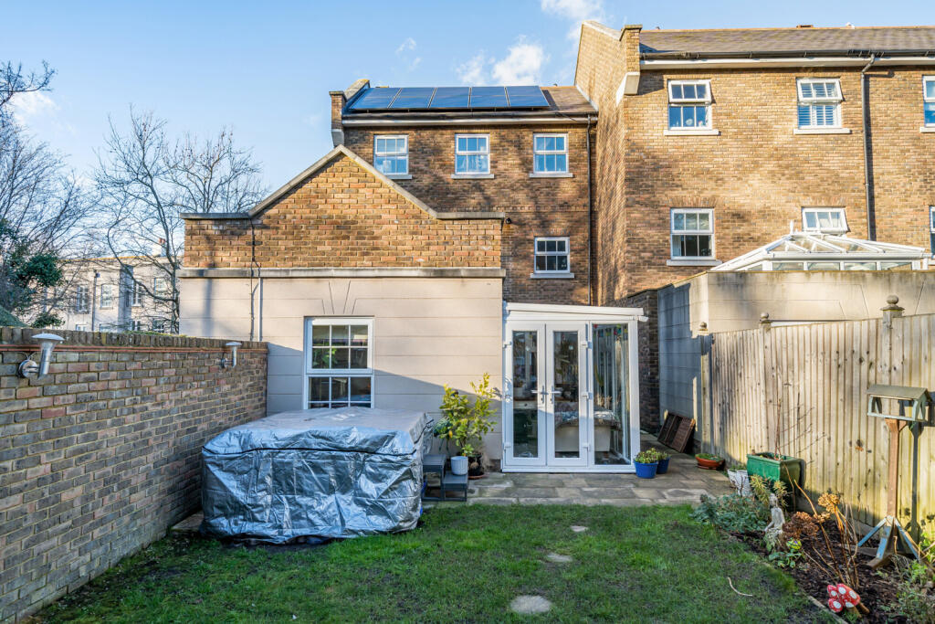 Additional image 11 of Eleanor Walk, Greenhithe, Kent