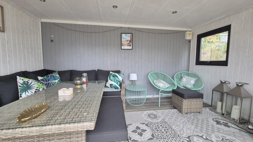 Additional image 31 of Banbury Road, Southam, CV47