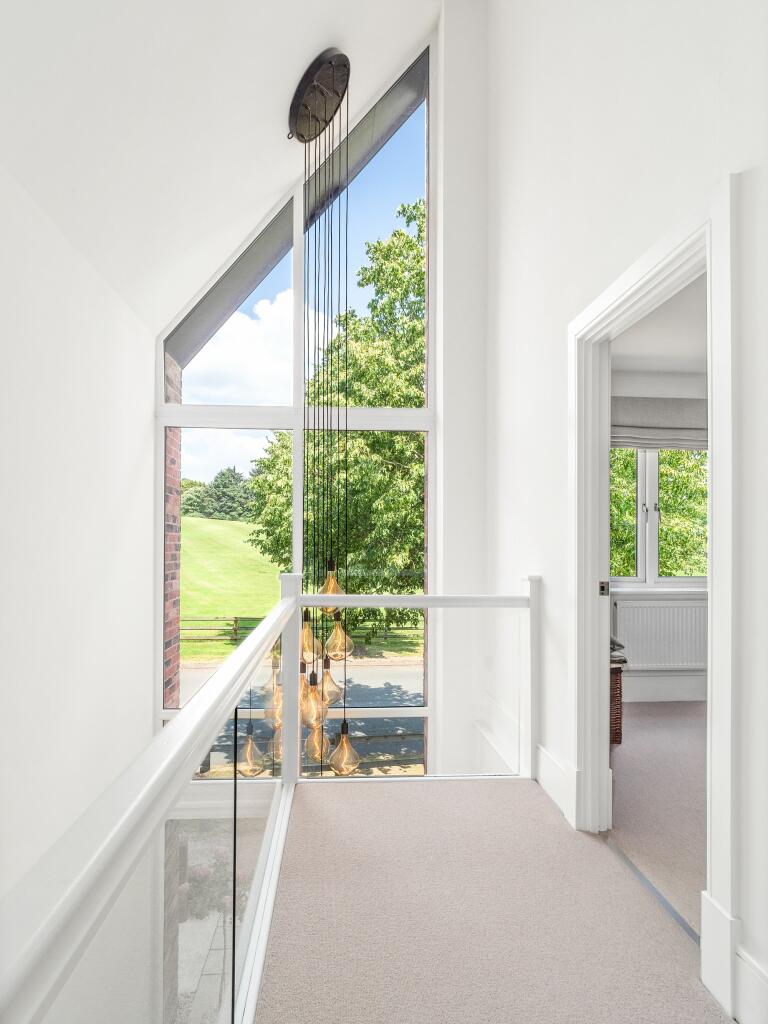 Additional image 14 of The Cedars on the Warwickshire Golf Course Estate in Leek Wootton, Kenilworth