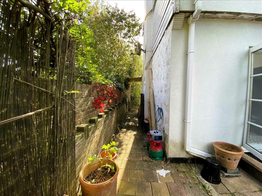 Additional image 23 of Fort View, Gravesend Road, Shorne