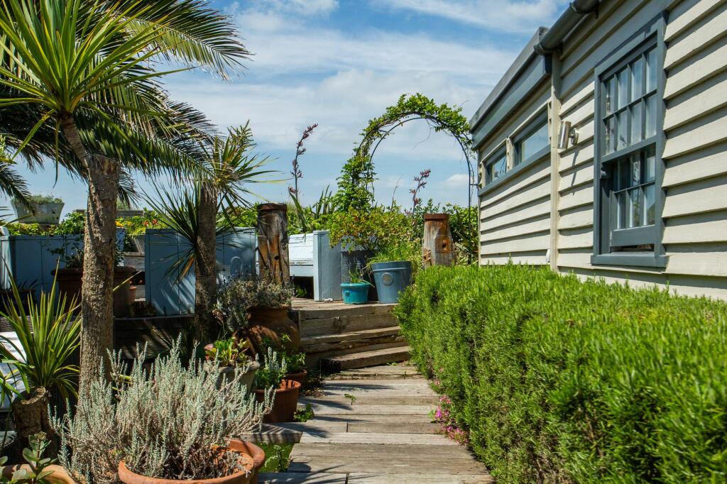 Additional image 12 of Island Wall, Whitstable, CT5