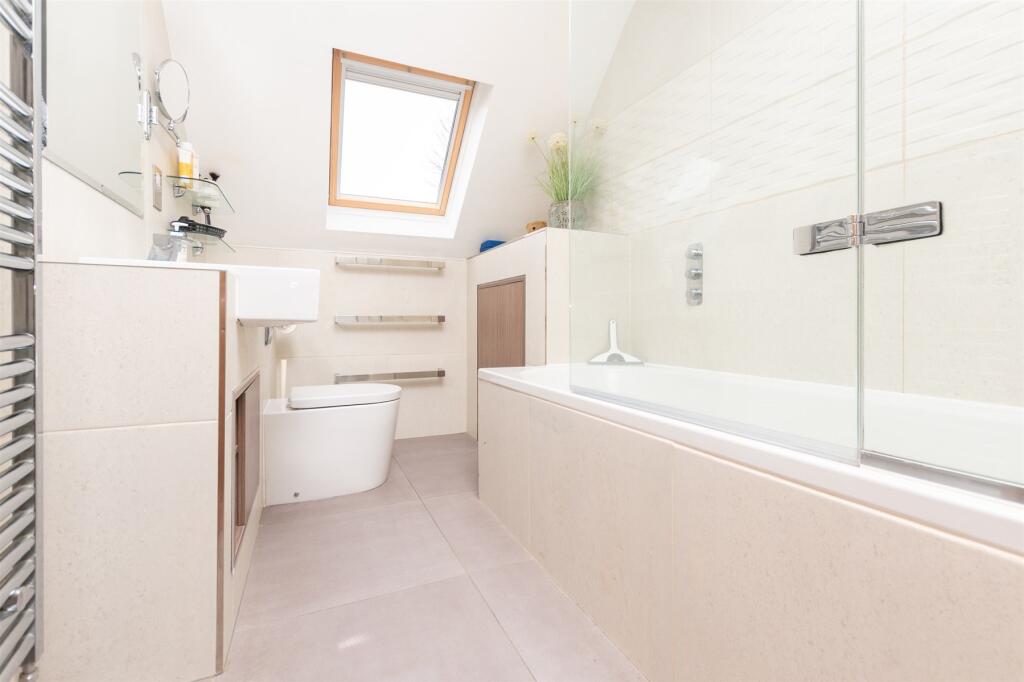 Additional image 8 of Rhododendron Avenue, Meopham, Kent