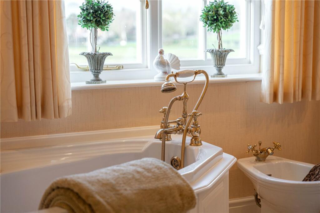 Additional image 25 of Offchurch Lane, Radford Semele, Leamington Spa, Warwickshire, CV31