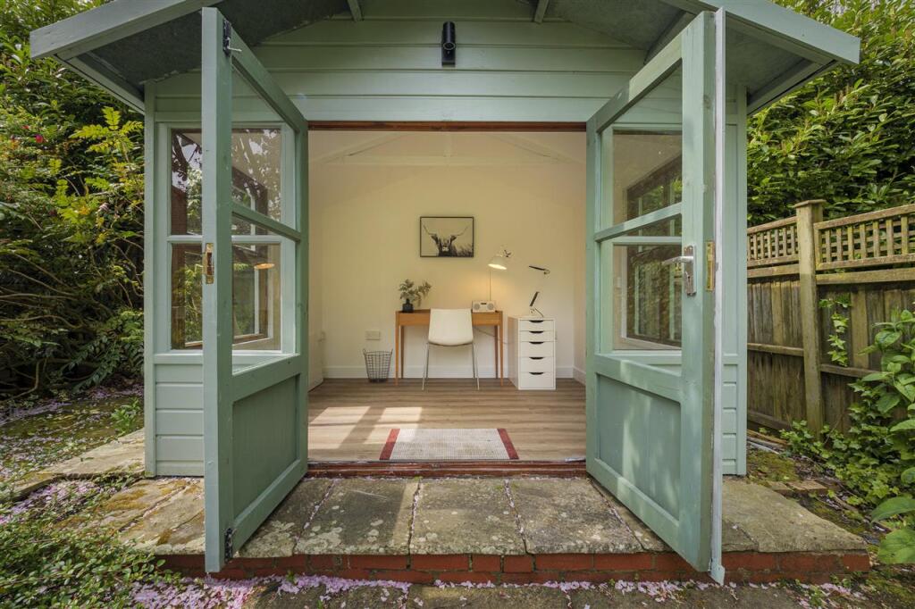 Additional image 23 of Springfield Lodge, Beksbourne, Canterbury