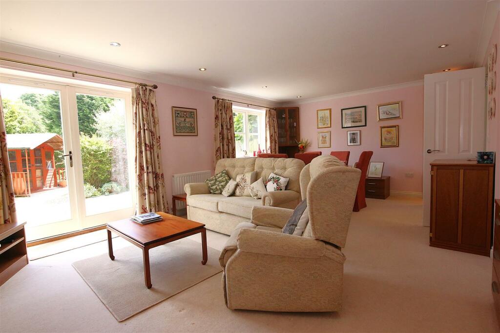 Additional image 4 of Penny Lane, Rugby