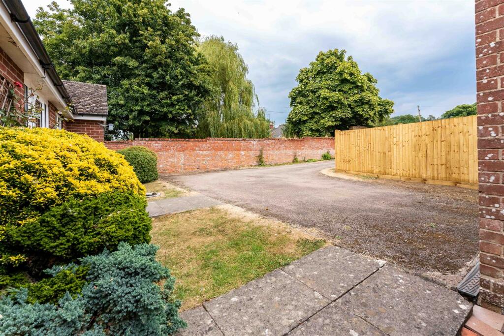 Additional image 25 of Glebelands, Vicarage Lane, Priors Marston