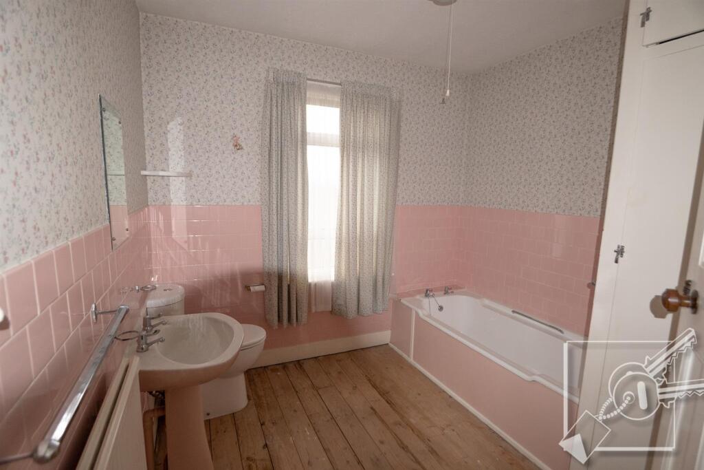 Additional image 26 of Park Avenue, Northfleet, Gravesend