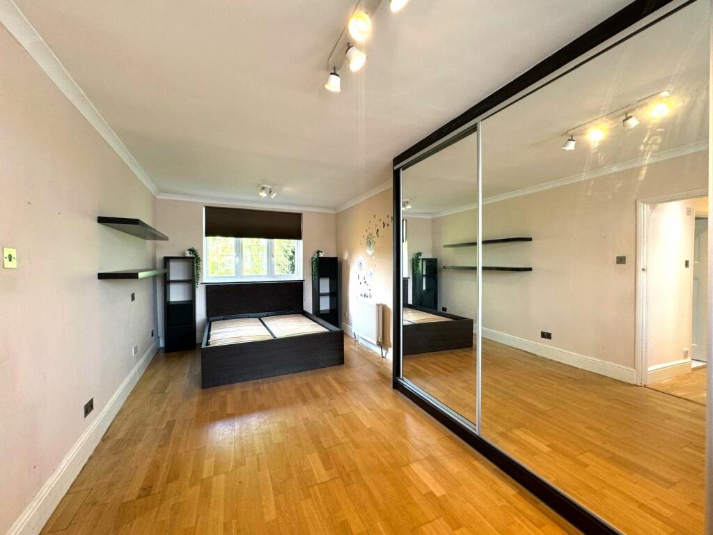 Additional image 18 of Gipsy Road, Welling, Kent, DA16