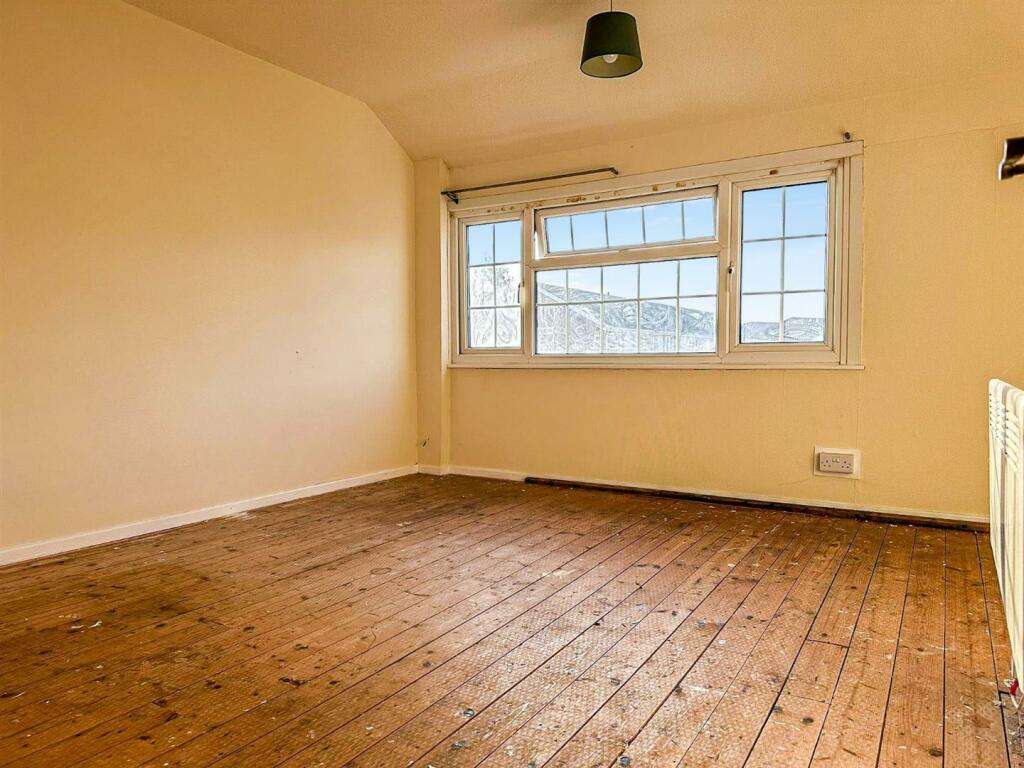 Additional image 8 of Devoran Close, Exhall, Coventry  ** VACANT & NO UPWARD CHAIN **