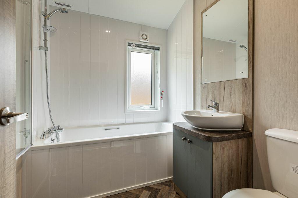 Additional image 10 of 2023 Willerby Clearwater Holiday Lodge, Dalbeattie Forest Caravan Park, Dalbeattie, DG5 4QU