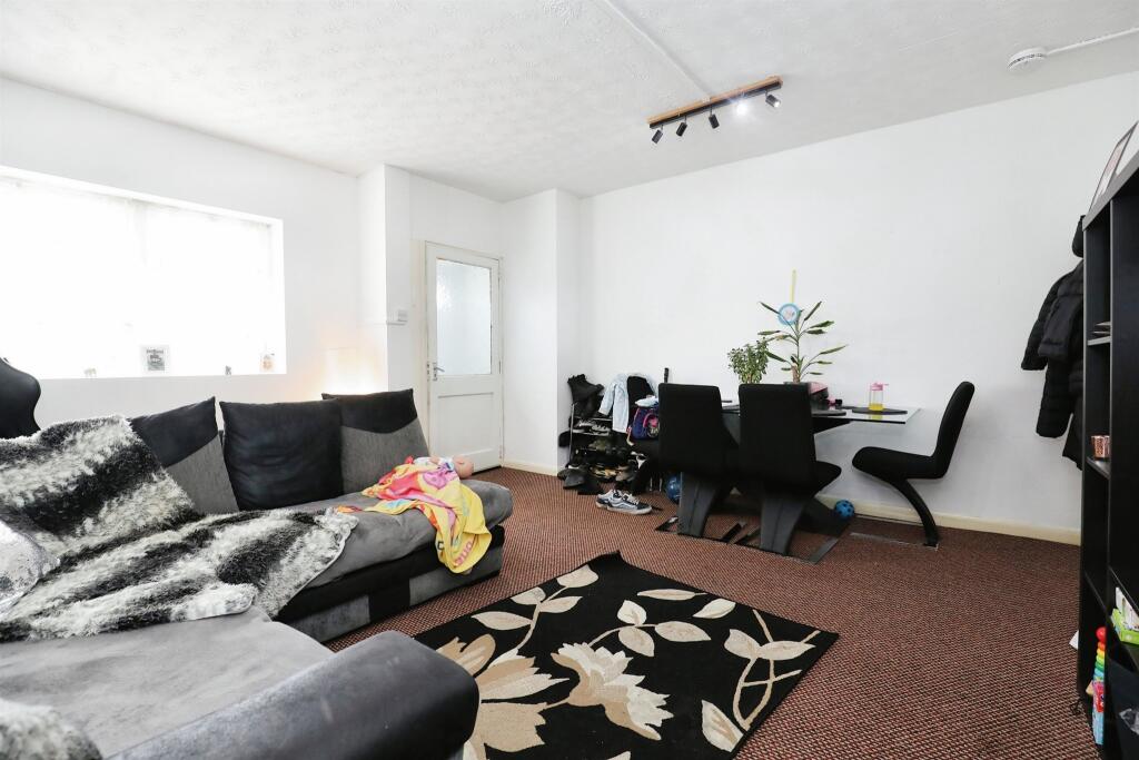 Additional image 14 of Holbrook Road, Long Lawford, Rugby