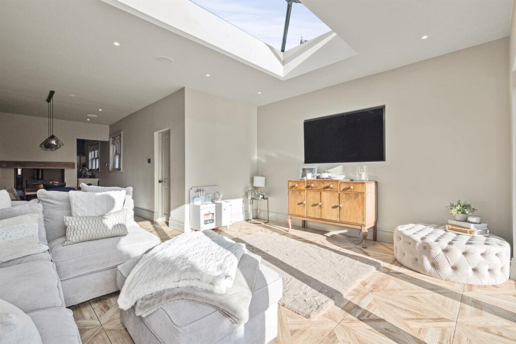 Additional image 15 of Chester Road, Hartford