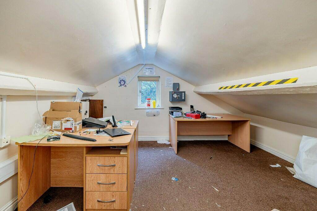 Additional image 32 of Bank Hall Farm, Swanlow Lane, Winsford, CW7 4BP