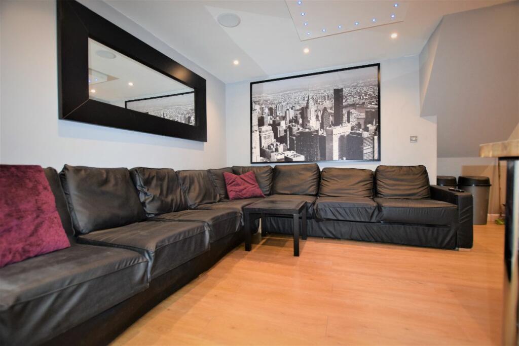 Additional image 14 of 29 Godden Road - UKC Location