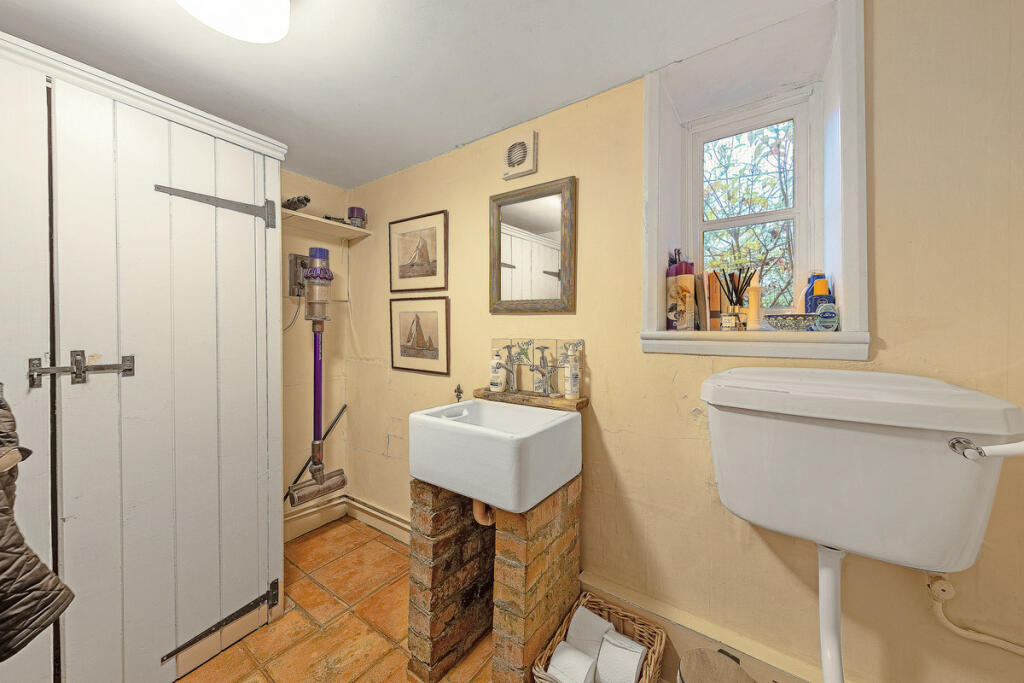 Additional image 14 of School Lane, Priors Marston, Warwickshire CV47 7RR